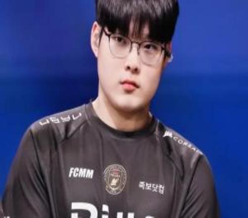 鄢手骐迅猛,突破,威尔斯高空,牛彩网,体育赛事平台,足球赛事数据,篮球赛事资讯,体育赛事信息